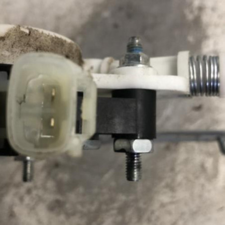 Leve vitre electrique arriere droit KIA RIO 3