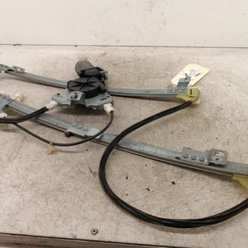 Leve vitre electrique avant droit CITROEN XSARA