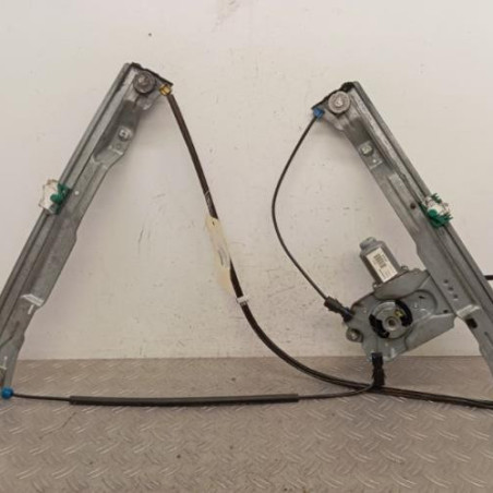 Leve vitre electrique avant gauche RENAULT CLIO 3