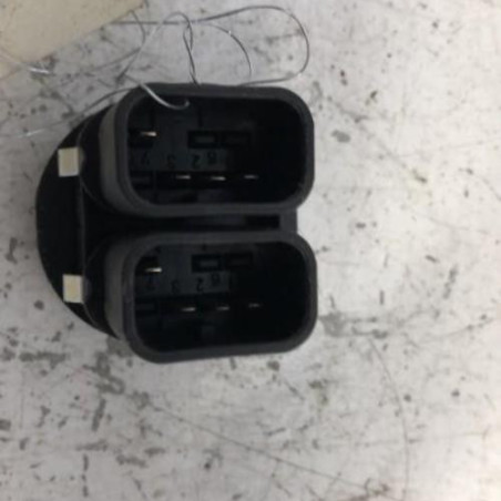 Interrupteur de leve vitre avant gauche FORD FIESTA 5
