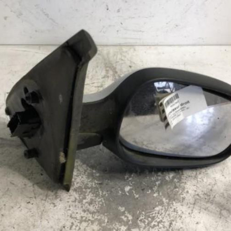 Retroviseur droit RENAULT CLIO 2 Retroviseur droit RENAULT CLIO 2