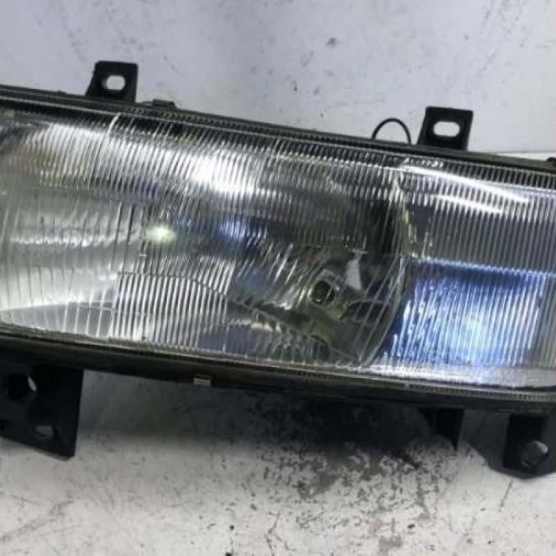 Optique avant principal gauche (feux)(phare) RENAULT MASTER 2