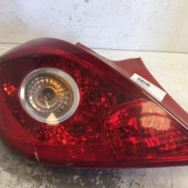 Feu arriere principal gauche (feux) OPEL CORSA D