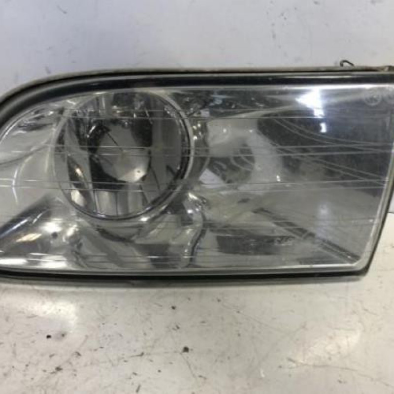 Anti brouillard gauche (feux) SKODA OCTAVIA 1