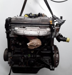 Moteur PEUGEOT 306 Photo n°1