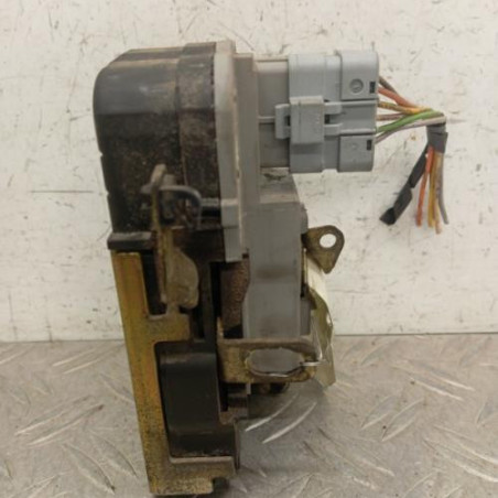 Serrure avant droit PEUGEOT 206