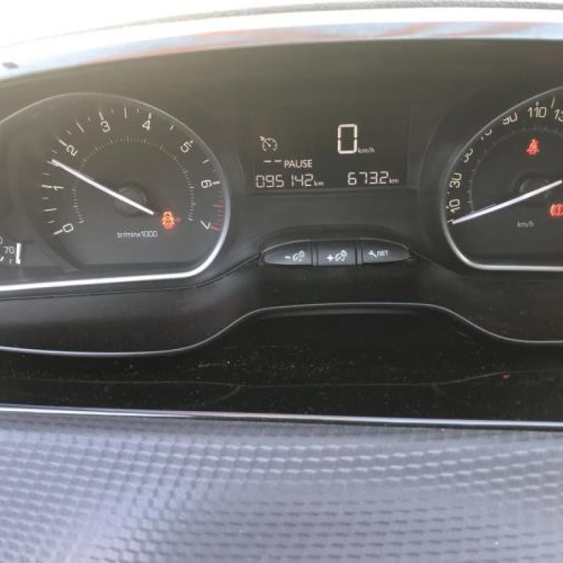 Compteur PEUGEOT 208 1