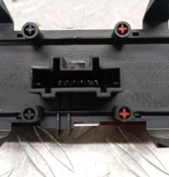 Bouton de warning RENAULT MEGANE 2 Photo n°3