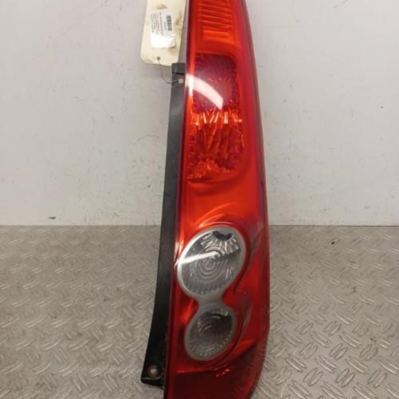 Feu arriere principal droit (feux) FORD FIESTA 5