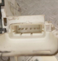 Serrure avant droit CITROEN C4 1