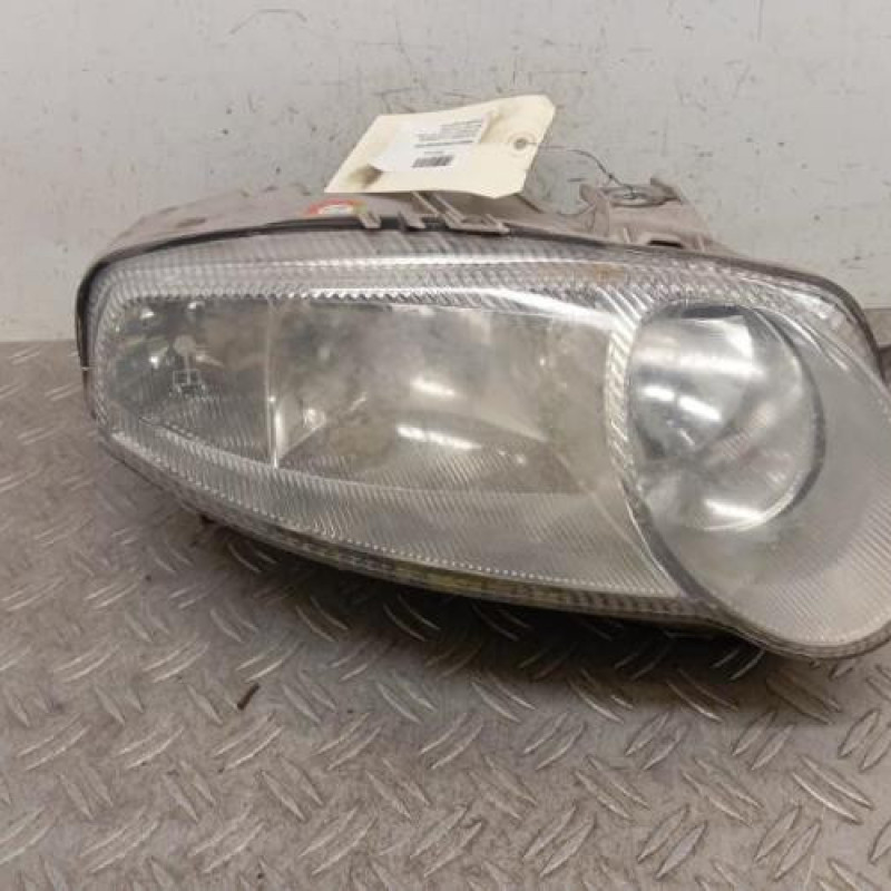 Optique avant principal droit (feux)(phare) ALFA ROMEO 147