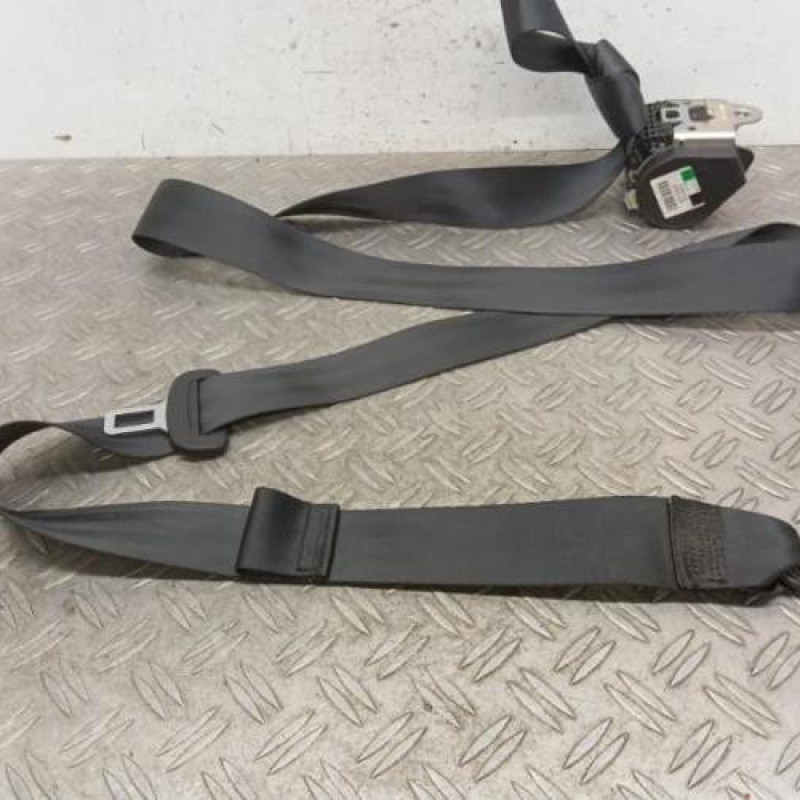 Ceinture arriere droit VOLKSWAGEN GOLF 7