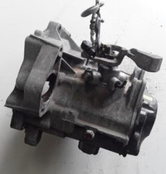 Boite de vitesses VOLKSWAGEN FOX Photo n°4