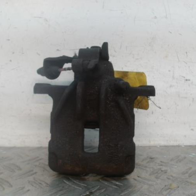 Etrier arriere droit (freinage) OPEL VIVARO 2
