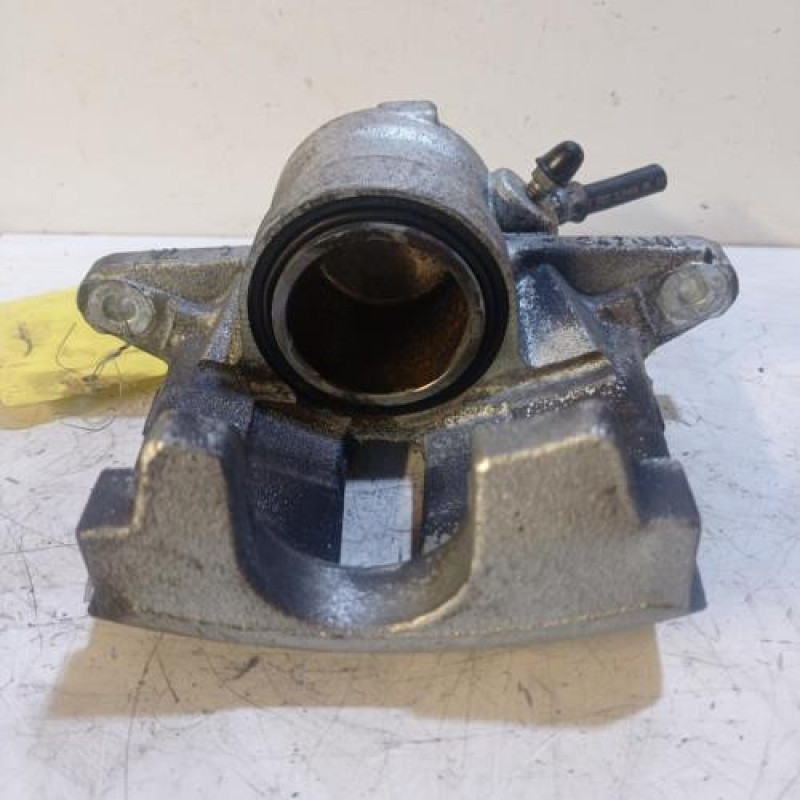 Etrier avant droit (freinage) CITROEN C3 3 Etrier avant droit (freinage) CITROEN C3 3