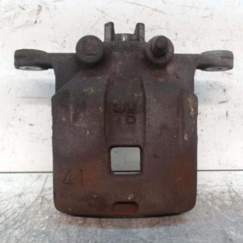 Etrier avant gauche (freinage) SUZUKI SWIFT 4 Etrier avant gauche (freinage) SUZUKI SWIFT 4