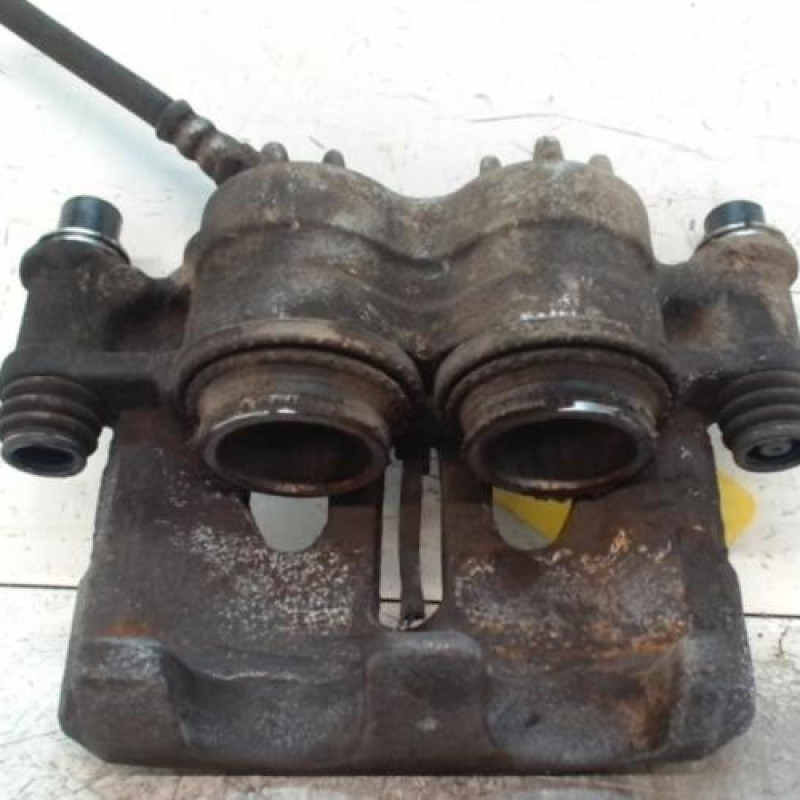 Etrier avant gauche (freinage) RENAULT MASTER 3