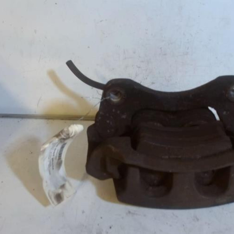 Etrier avant gauche (freinage) RENAULT MASTER 2