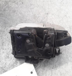Serrure avant droit VOLKSWAGEN POLO 3