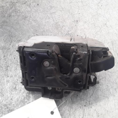 Serrure avant droit VOLKSWAGEN POLO 3