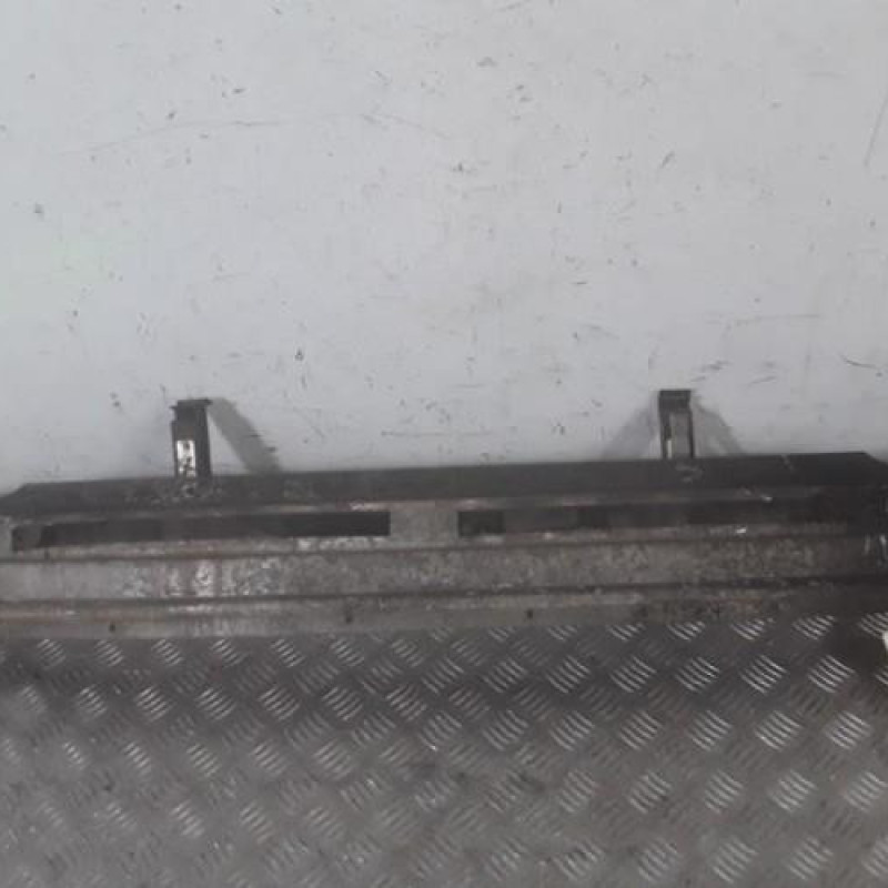 Renfort pare choc arriere (traverse) AUDI A4 2