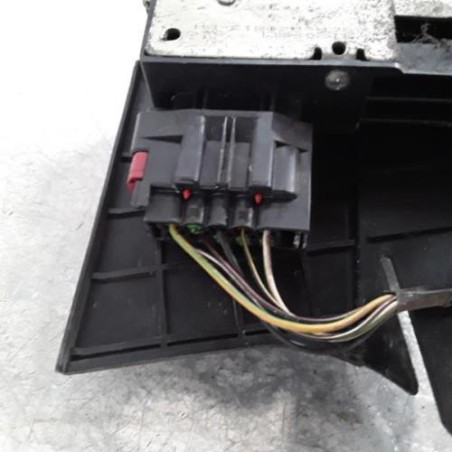 Serrure avant gauche FORD FIESTA 5