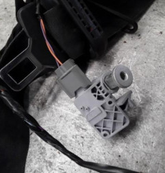 Ceinture avant gauche RENAULT CLIO 4