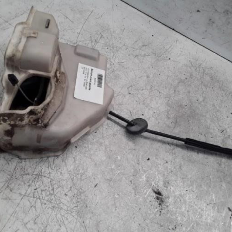 Serrure avant gauche VOLKSWAGEN GOLF 5 Serrure avant gauche VOLKSWAGEN GOLF 5