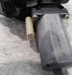 Leve vitre electrique avant droit FORD FUSION Photo n°3