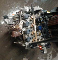 Moteur MERCEDES CLASSE A 176 Photo n°5