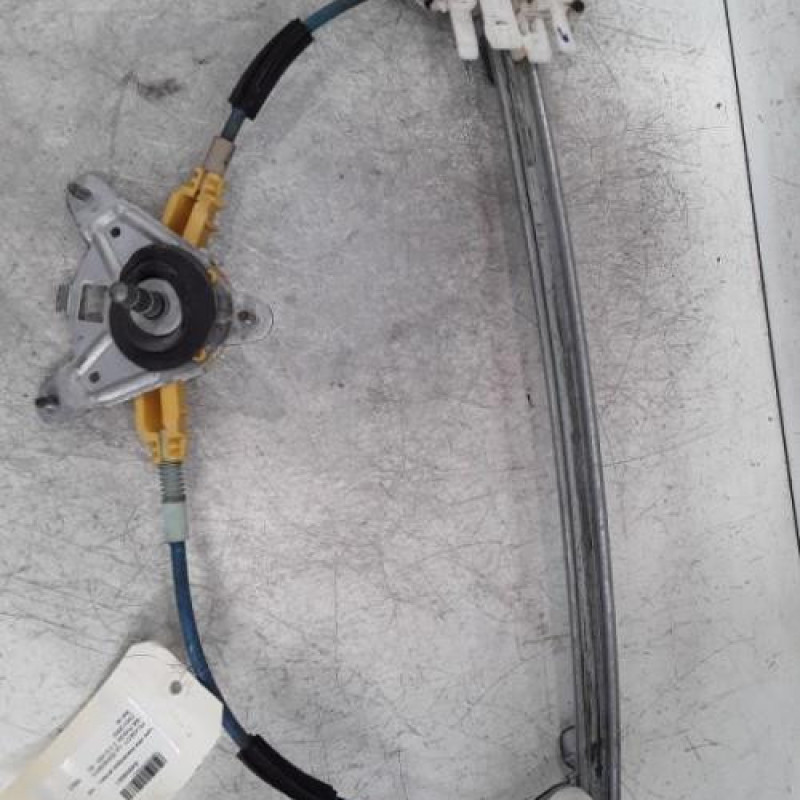 Leve vitre mecanique arriere droit PEUGEOT 406