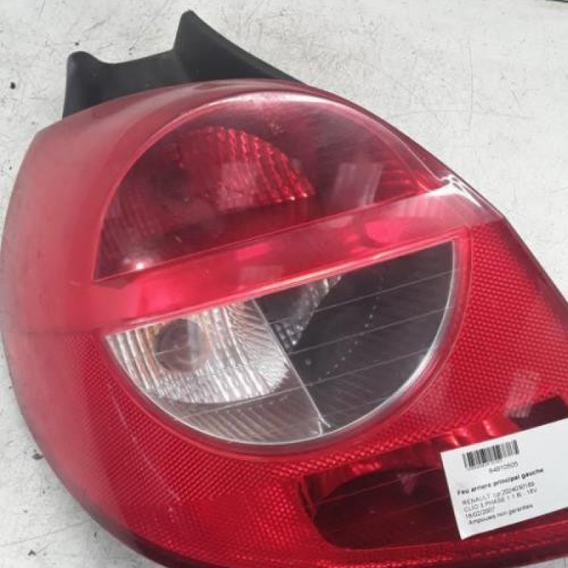 Feu arriere principal gauche (feux) RENAULT CLIO 3 Feu arriere principal gauche (feux) RENAULT CLIO 3