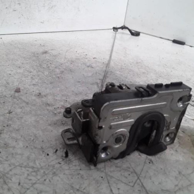 Serrure arriere droit DACIA DUSTER 1 Serrure arriere droit DACIA DUSTER 1