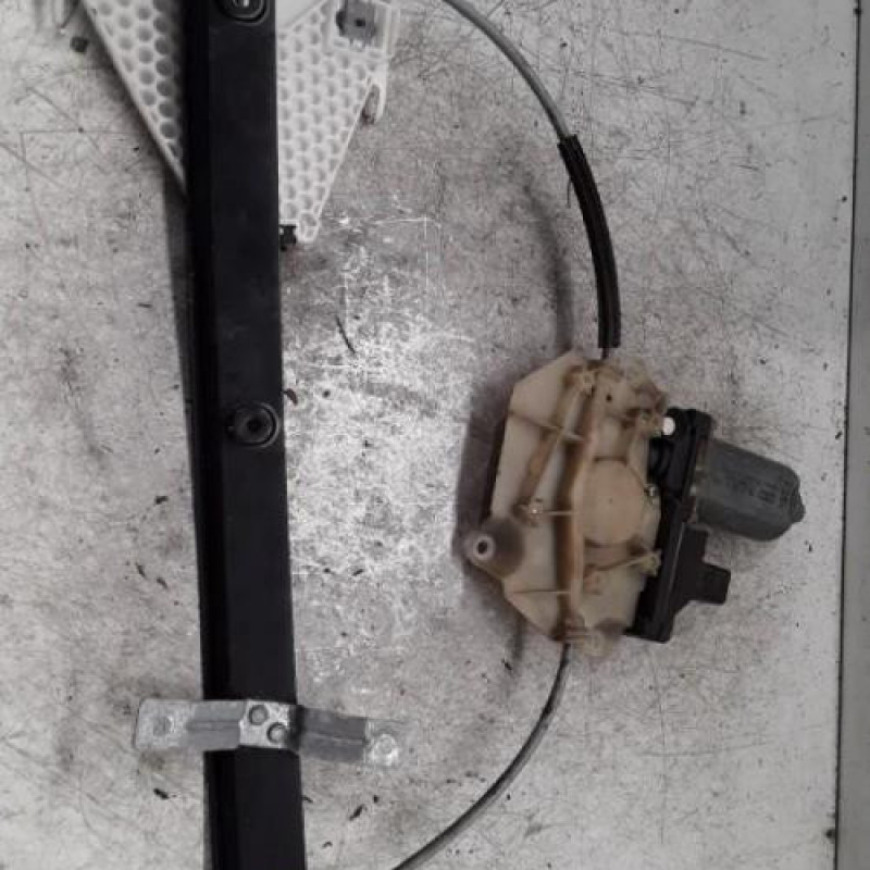 Leve vitre electrique arriere gauche AUDI A3 1
