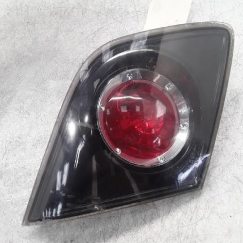 Feu arriere secondaire gauche (feux) MAZDA 3 1 Feu arriere secondaire gauche (feux) MAZDA 3 1