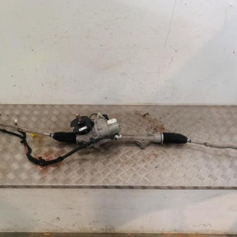 Cremaillere assistee PEUGEOT 2008 1