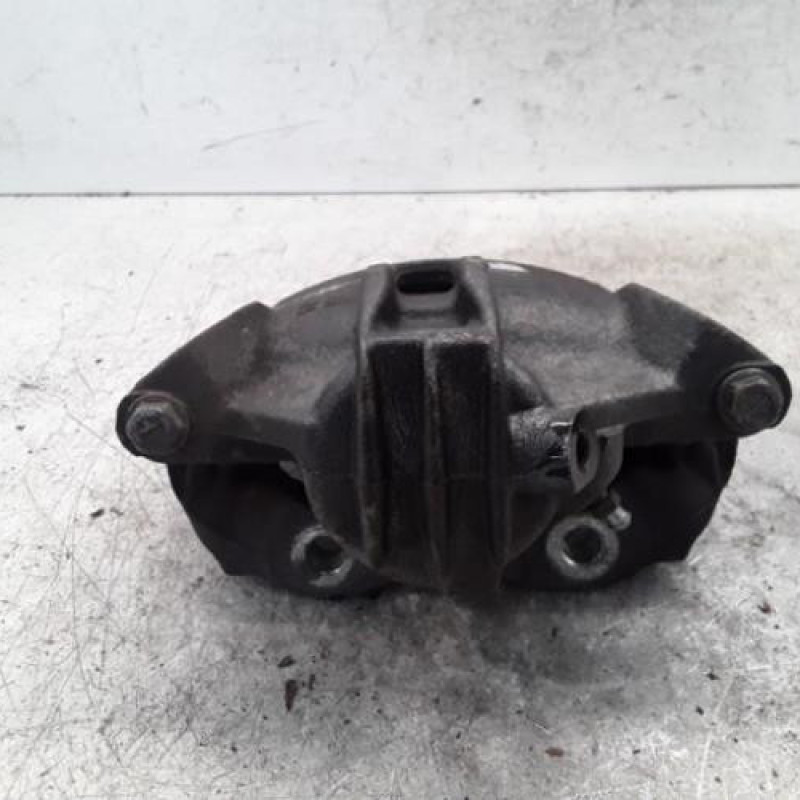 Etrier avant droit (freinage) CITROEN C4 CACTUS Etrier avant droit (freinage) CITROEN C4 CACTUS