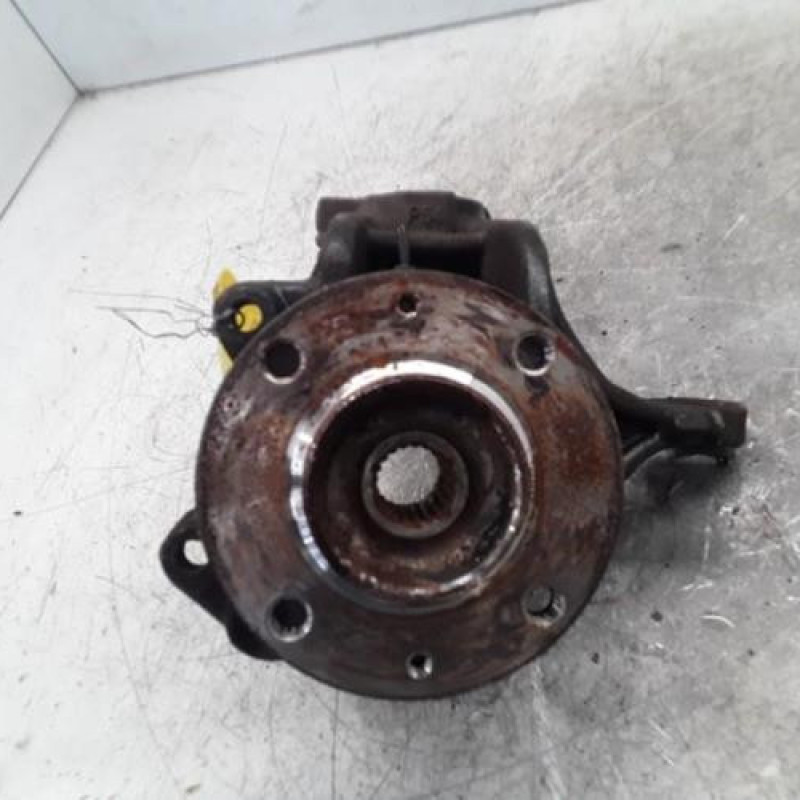 Moyeu avant gauche CITROEN C4 CACTUS Moyeu avant gauche CITROEN C4 CACTUS