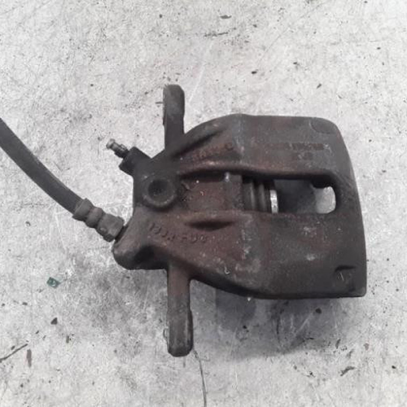 Etrier avant gauche (freinage) RENAULT CLIO 4 Etrier avant gauche (freinage) RENAULT CLIO 4