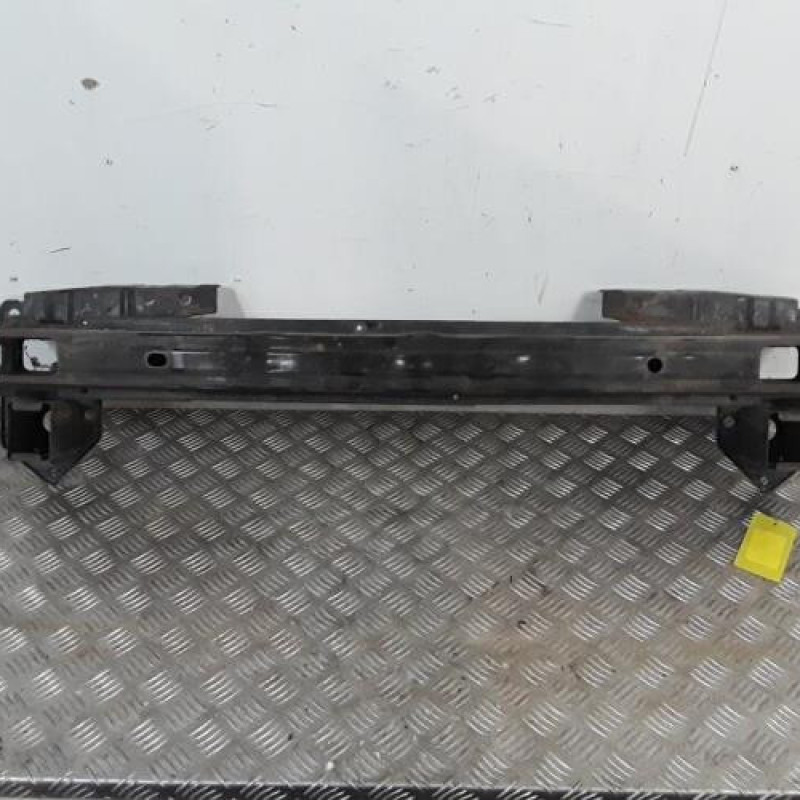 Renfort pare choc avant (traverse) HYUNDAI TUCSON 1