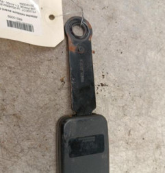 Attache ceinture avant droit PEUGEOT 206