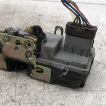 Serrure avant droit PEUGEOT 206