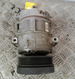 Compresseur clim OPEL CORSA E Photo n°1