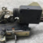 Serrure avant droit PEUGEOT 106