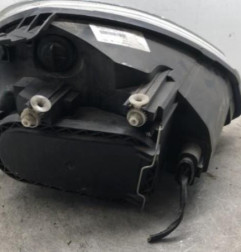 Optique avant principal gauche (feux)(phare) LADA PRIORA 2171