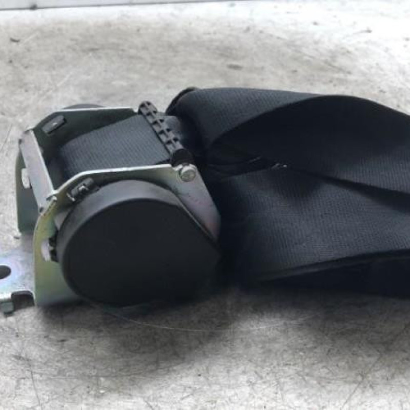 Ceinture arriere gauche DACIA DUSTER 1 Ceinture arriere gauche DACIA DUSTER 1