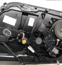 Leve vitre electrique avant droit FORD FIESTA 6 Photo n°1
