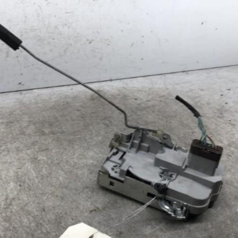 Serrure avant gauche CITROEN BERLINGO 1