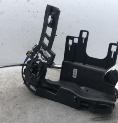 Serrure avant droit FORD FIESTA 6
