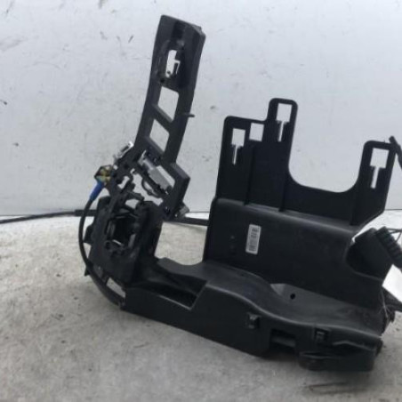Serrure avant droit FORD FIESTA 6
